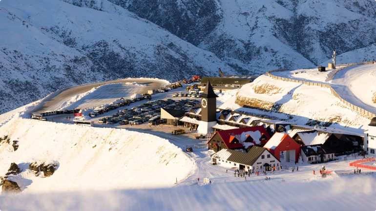 Cardrona Alpine Resort slopes (photo: Cardrona / Real NZ)